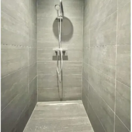 Luxury One Bedroom W Terrace&parking- 142-100 Apartment